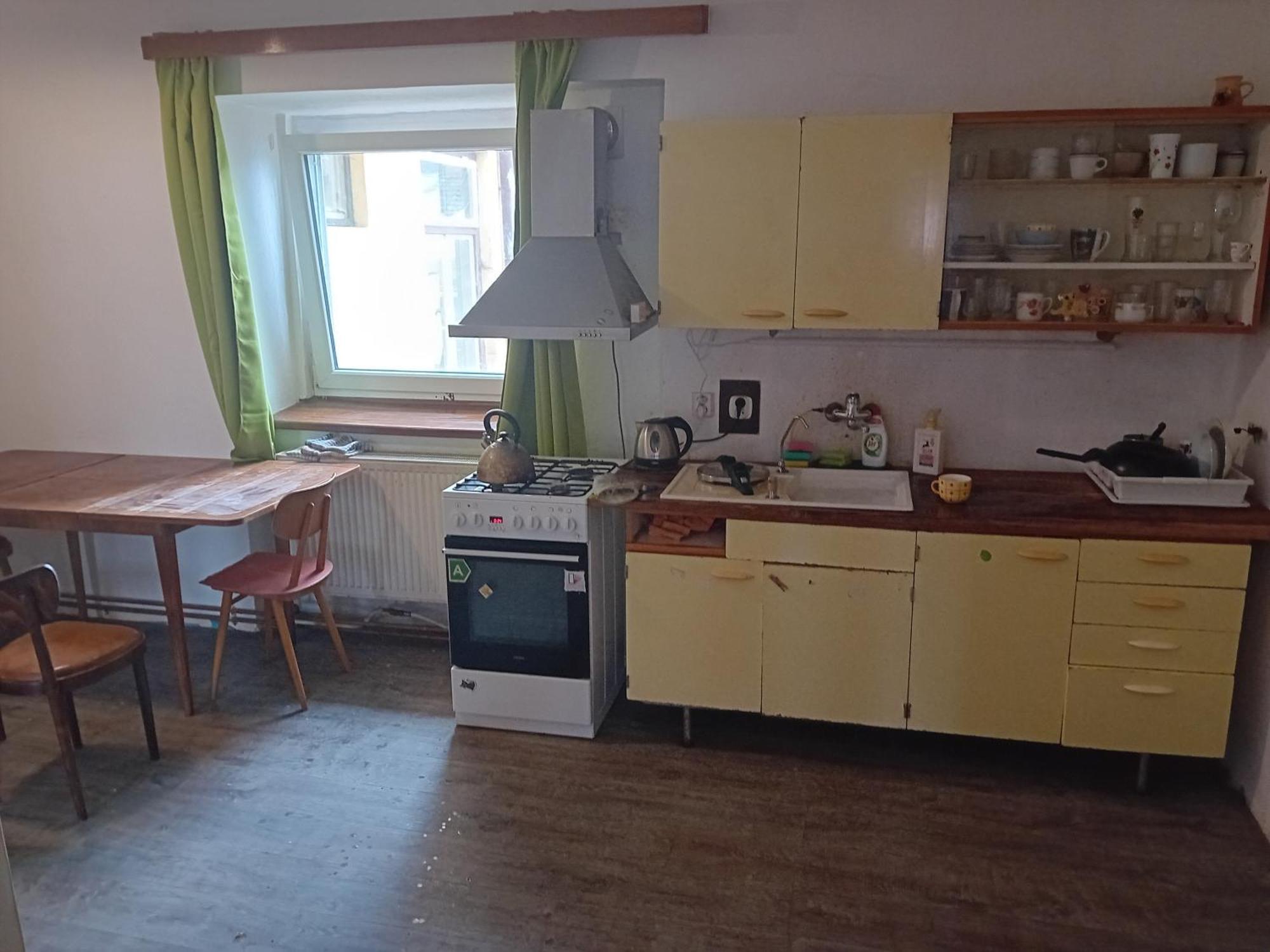 Statek Apartment Veverska Bityska Стая снимка
