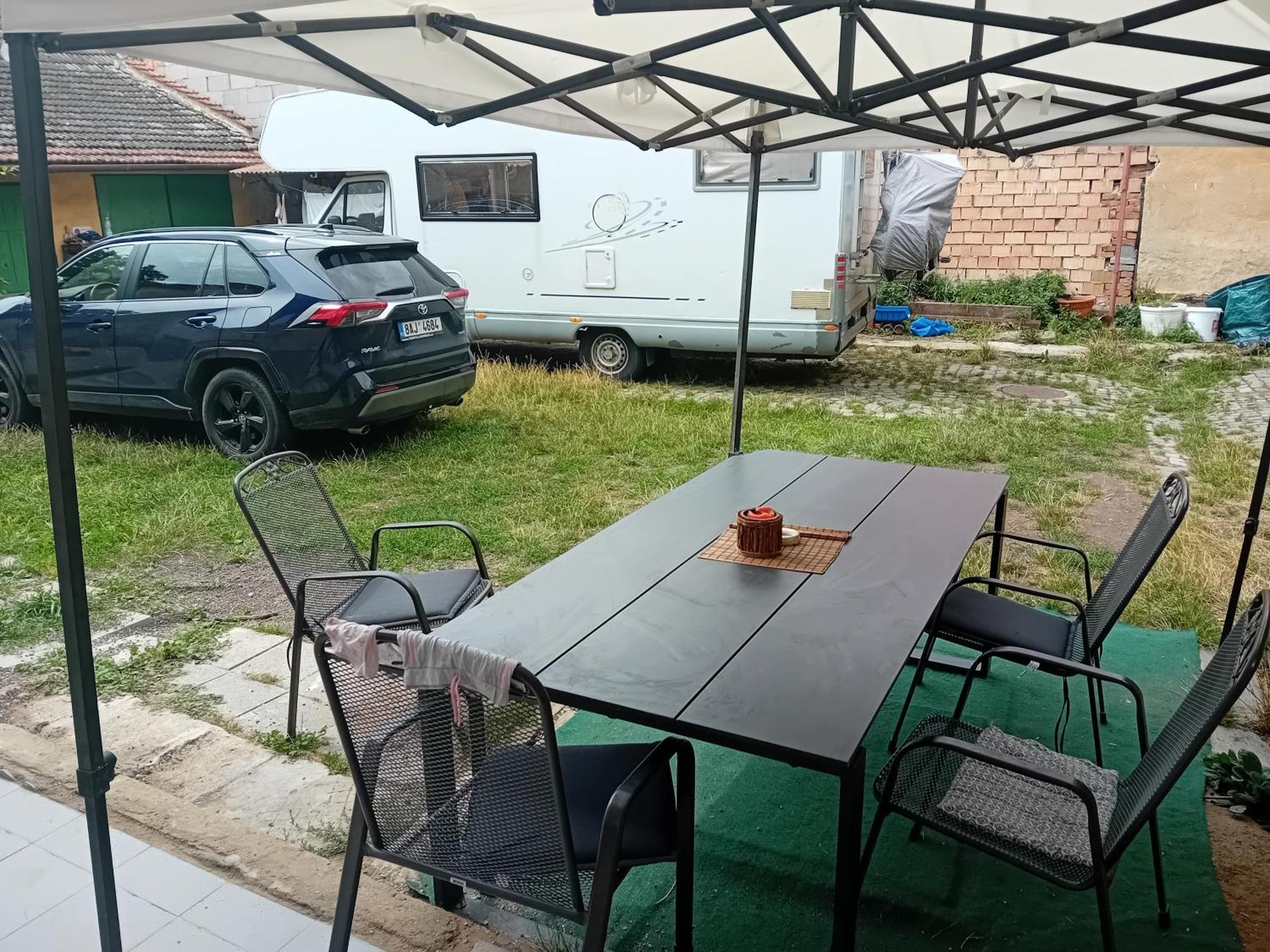 Statek Apartment Veverska Bityska Стая снимка